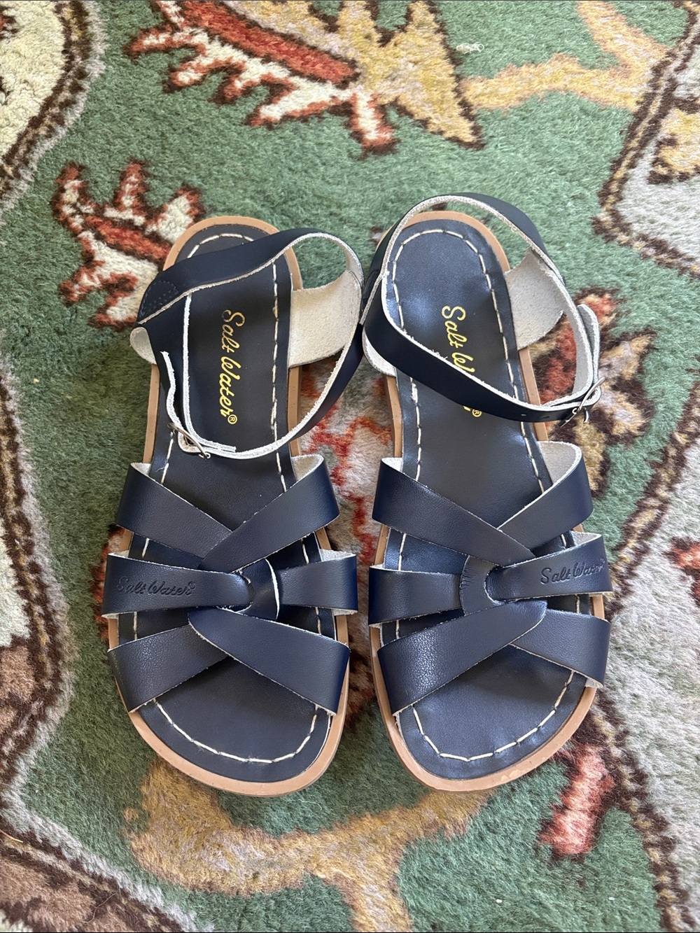 Salt Water sandals youth size 4